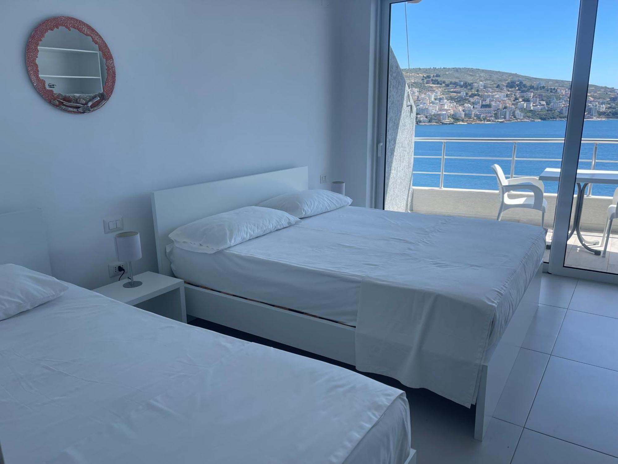 Kristina Bellavista Rooms Sarandë Buitenkant foto